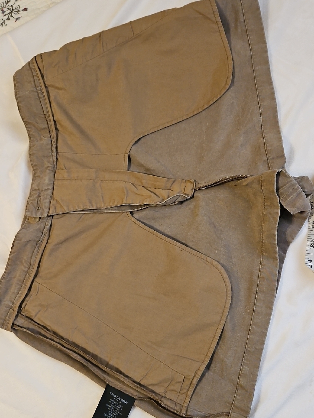 Saint Laurent Pleated High-Waist Cuffed Shorts in Taupe - Picture 6 of 9